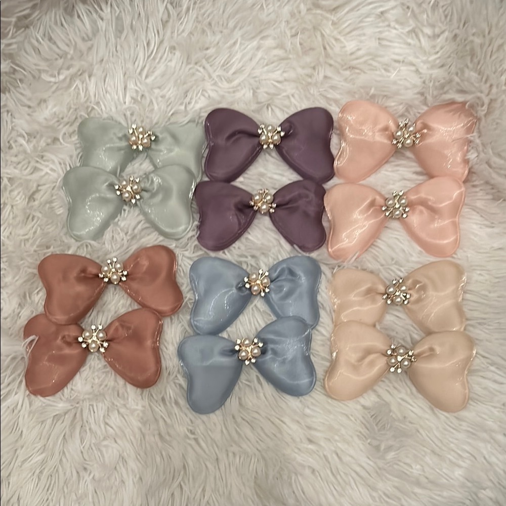 Bundle of Elegant Kids Bow Hair Clips - Multicolor